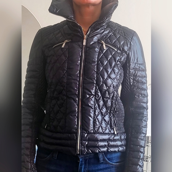 Authentic MONCLER down jacket - Picture 10 of 11